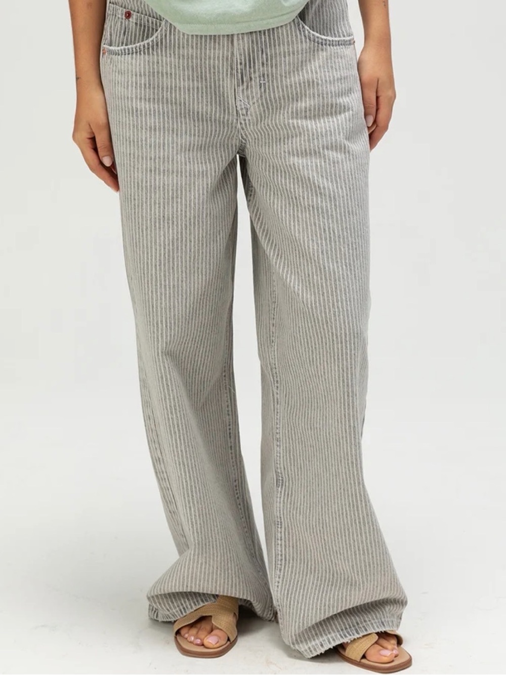 NWOT Urban Outfitters Jaya Ticking Stripe Low Rise Wide Leg Boyfriend Jeans 29 - Picture 3 of 15